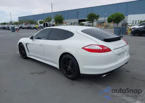 2012 Porsche Panamera 4 from USA, damaged, VIN WP0AA2A71CL071445